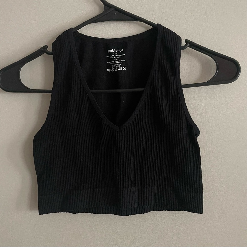 Cropped Ribbed tanks - Picture 3 of 4